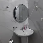 Luani * Εξαμίλιο